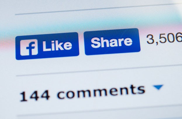 Facebook will highlight hoaxes in users’ newsfeeds