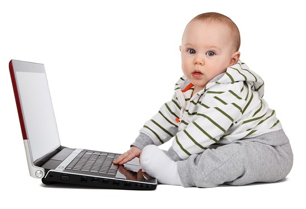 Generation Internet: Sind Kinder zu früh im Netz unterwegs?