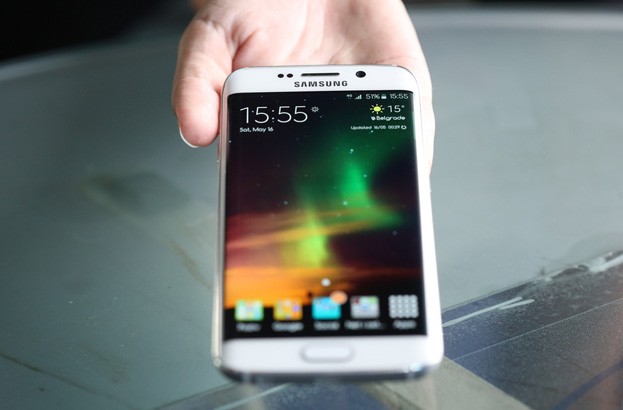 Android smartphones can be unlocked with 2D‑printed fingerprints