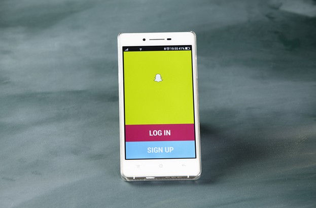 Snapchat staff payroll data leaked in phishing scam