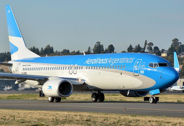 Scam difundido en Facebook promete vuelos de Aerolíneas Argentinas y Aeroméxico