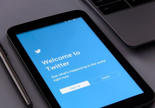 Twitter patches bug that may have spilled users’ private messages