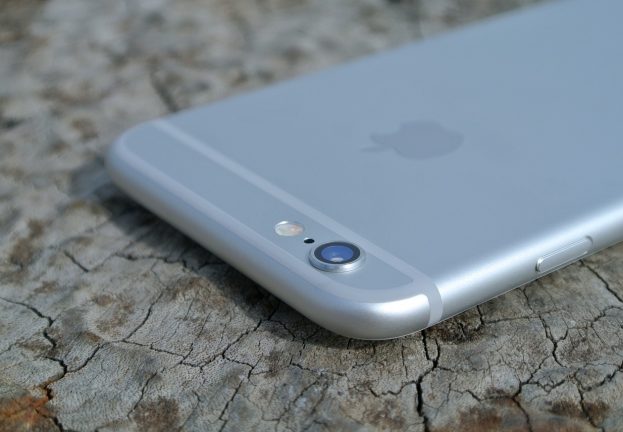 Apple inhabilita llamadas grupales en FaceTime tras descubrir fallo que permite espiar en iPhone