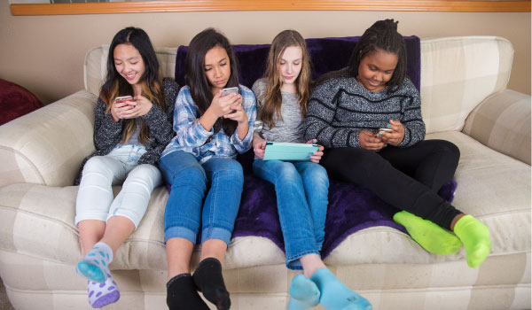 Comment aborder la sécurité sur les médias sociaux avec vos jeunes?