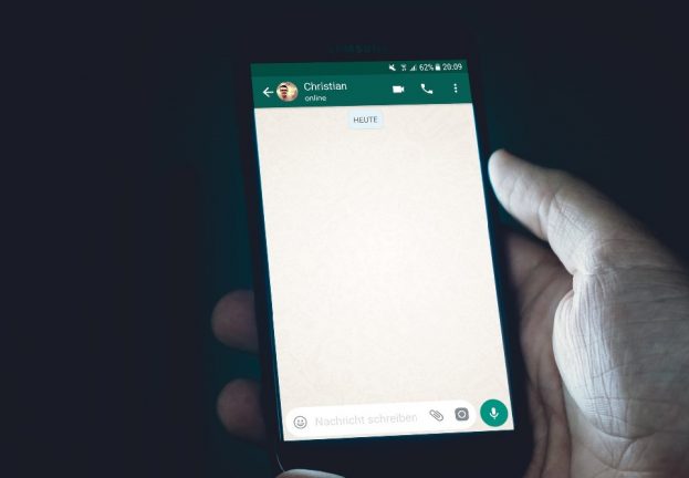 Wormable Android malware spreads via WhatsApp messages