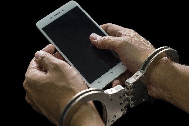 Hundreds of suspected criminals arrested after being tricked into using FBI‑run chat app